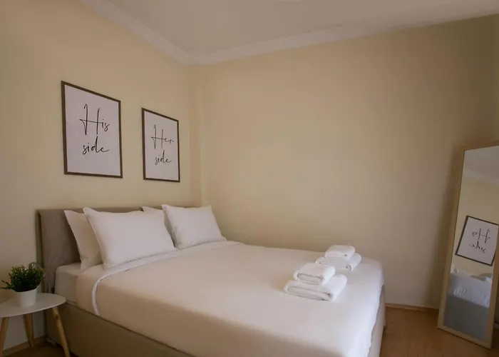 White Cozy Apartamento Tesalónica