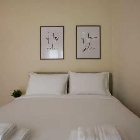 White Cozy Apartament *