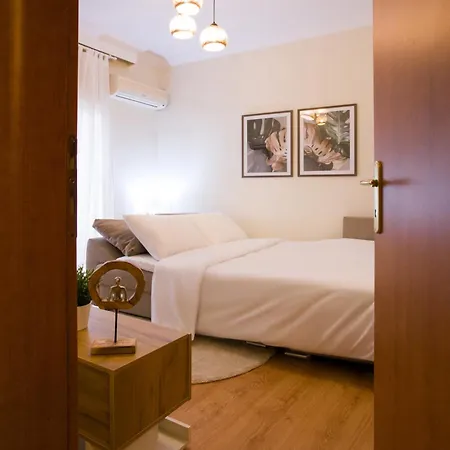 White Cozy * 塞萨洛尼基