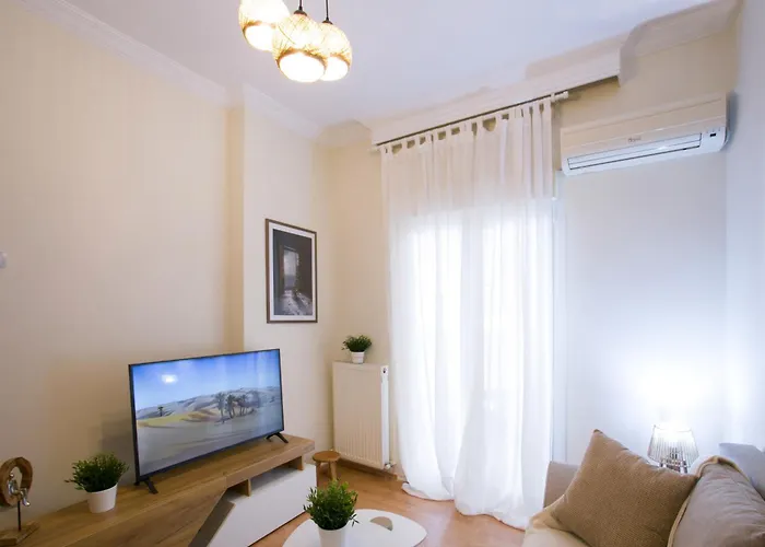 White Cozy Appartement Thessalonique