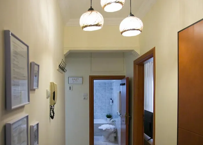 White Cozy Appartement Thessalonique